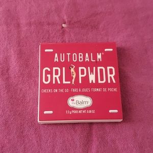 GRL PWDR cheek color